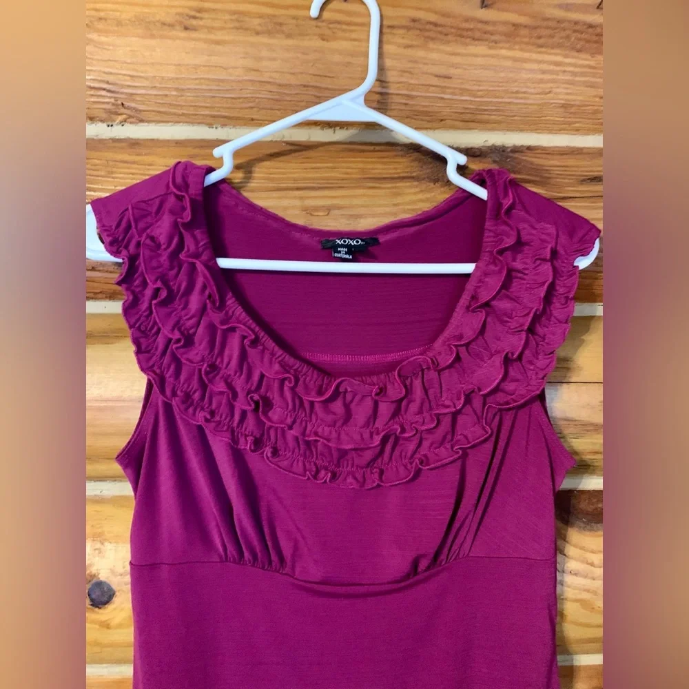 XOXO Magenta Purple Ruffle Blouse Business Office Wear Medium - Picture 3 of 7